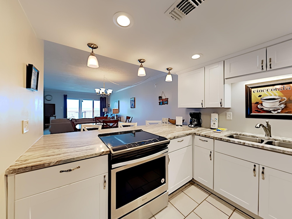 Emerald Isle Fort Walton Beach by Southern Vacation Rentals