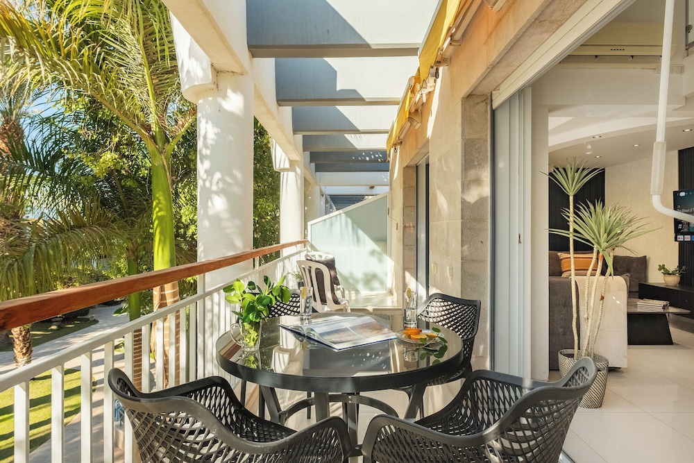 Royal Park Apt Resort by Sea N Rent