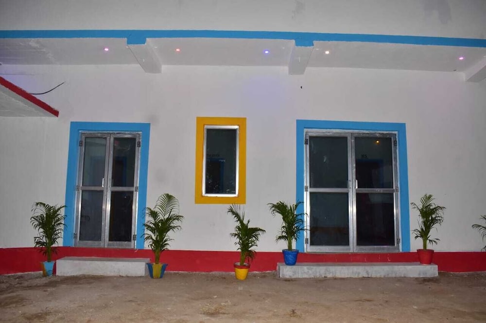 TabTrips Laxmi resort