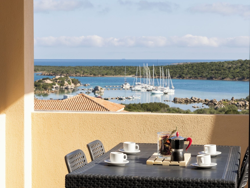 Relax Near the Beach With sea View