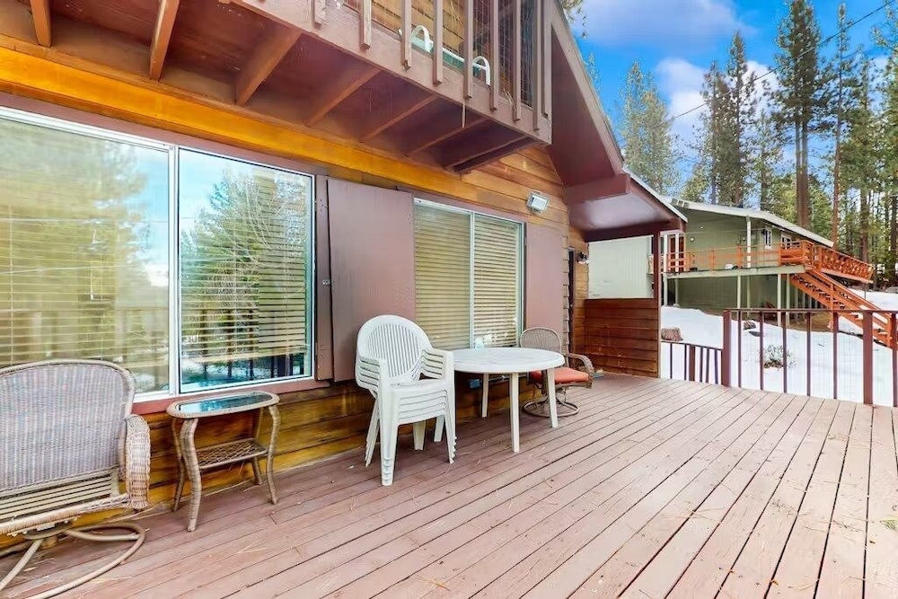2538 Talbot 3 Bedroom Cabin