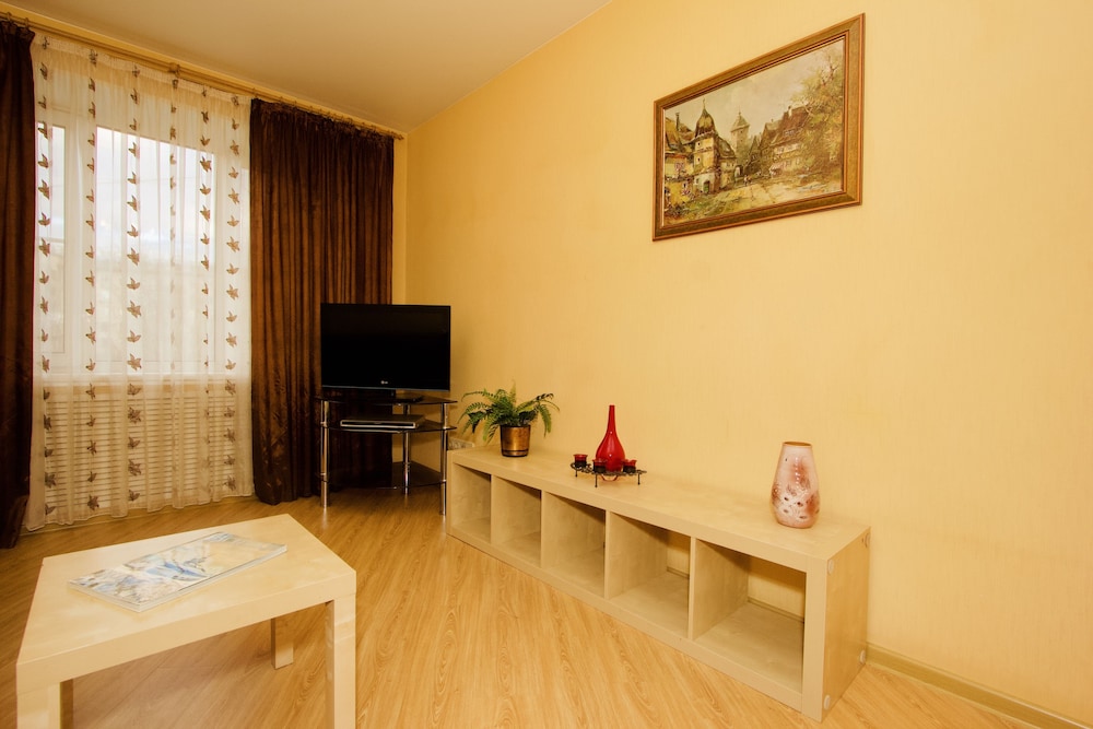 LUXKV Apartment on Smolenskaya