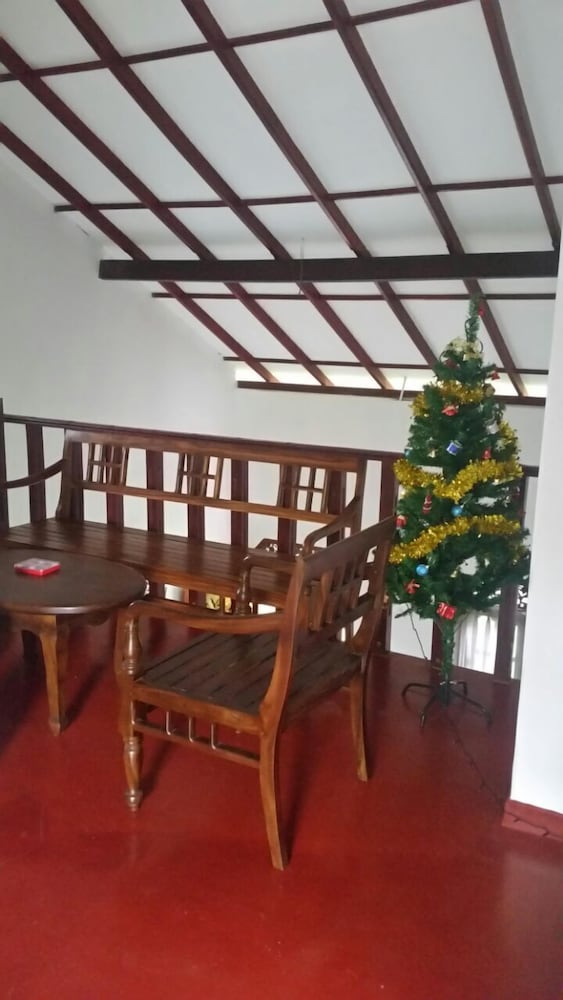 Srilusa Home Stay Hikkaduwa