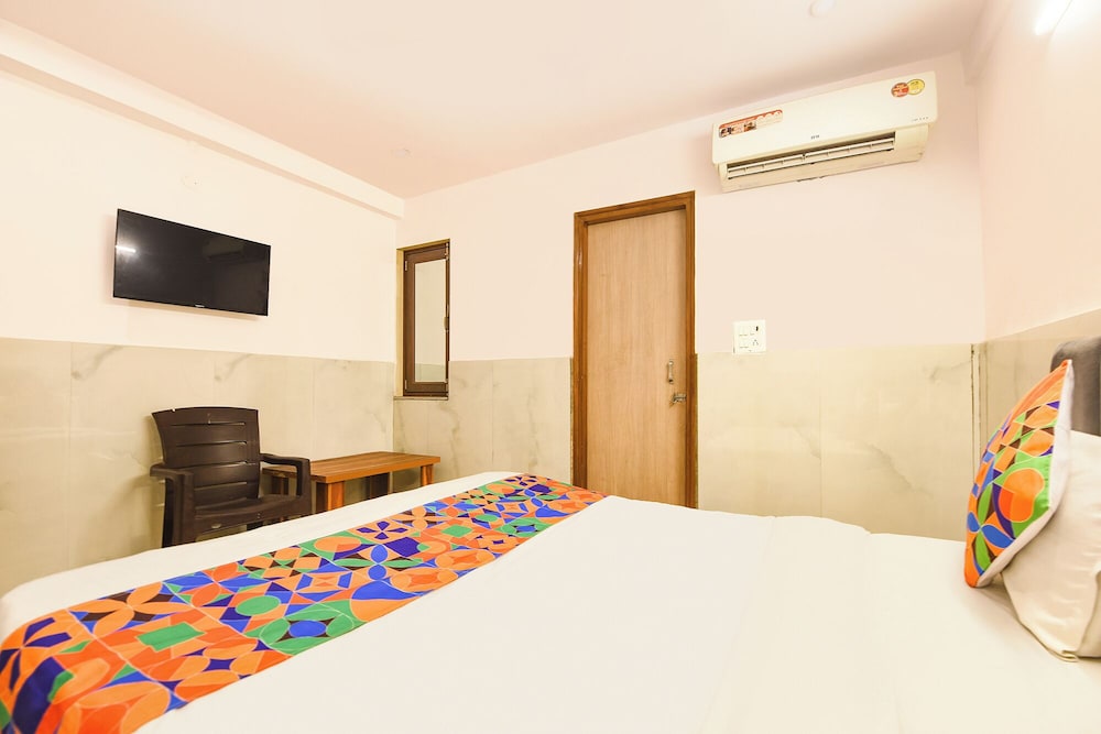 Fabhotel Lime Tree I