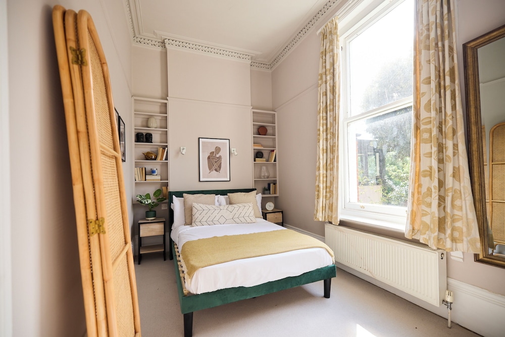 The West Hill Place - Dazzling 2bdr Flat