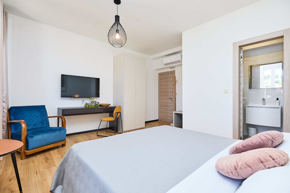 Dubrovnik Vacations - Boutique Garden Rooms - Property Image 47