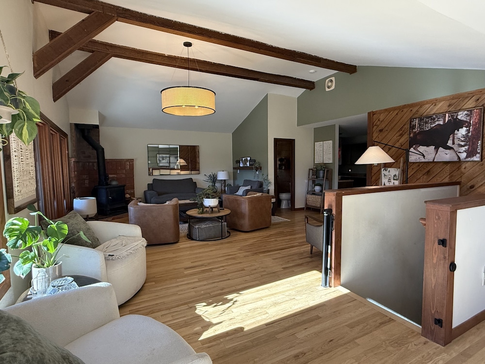 Rollinsvilla 3 Bedroom Home