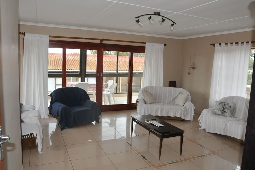 Heroldsbaai Holiday Home