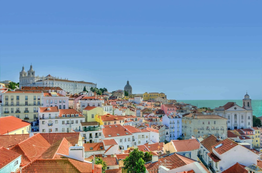 Modern Boutique Apartment in the Heart of Alfama