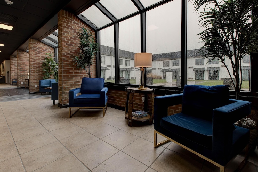 Lexington Vacations - Hotel Lex - Property Image 33