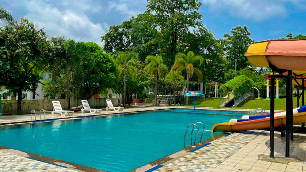 Rustic River Resort