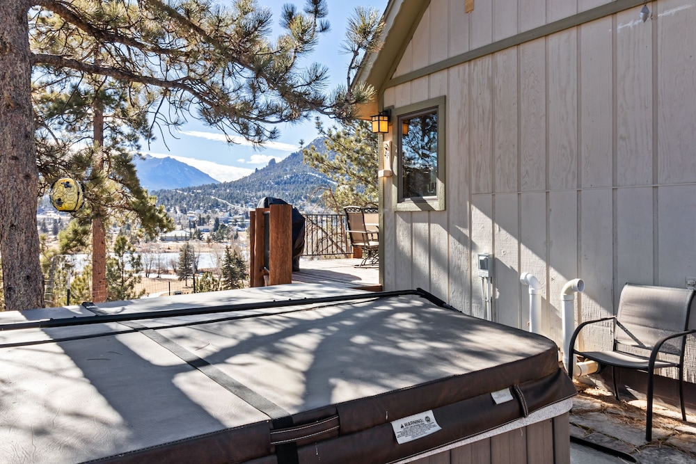 Vista Of Lake Estes By Estes Park Homes 3 Bedroom Home by RedAwning - Property Image 3