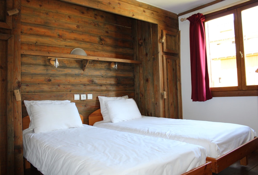 Chalet d'Alpina Lodge photo 3