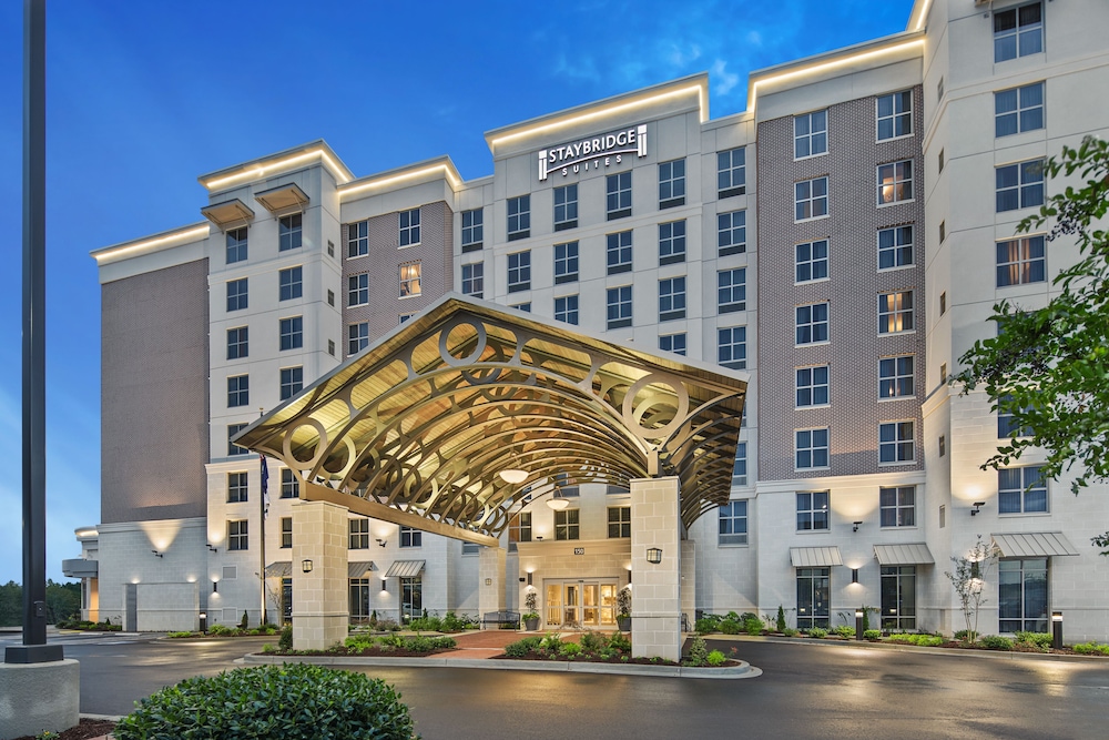 Staybridge Suites Florence - Civic Center, an IHG Hotel