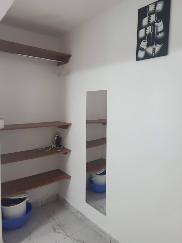 Studio 107, South B, Sana Sana