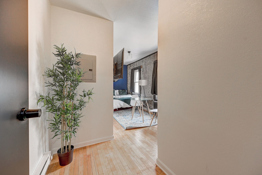 ROVE LIVING/KB - Prospect