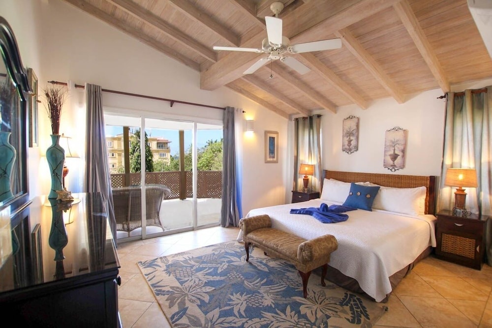 Modern 2-bed Apt Near Beach In St. Lawrence Gap 2 Bedroom Apts by Bluescape