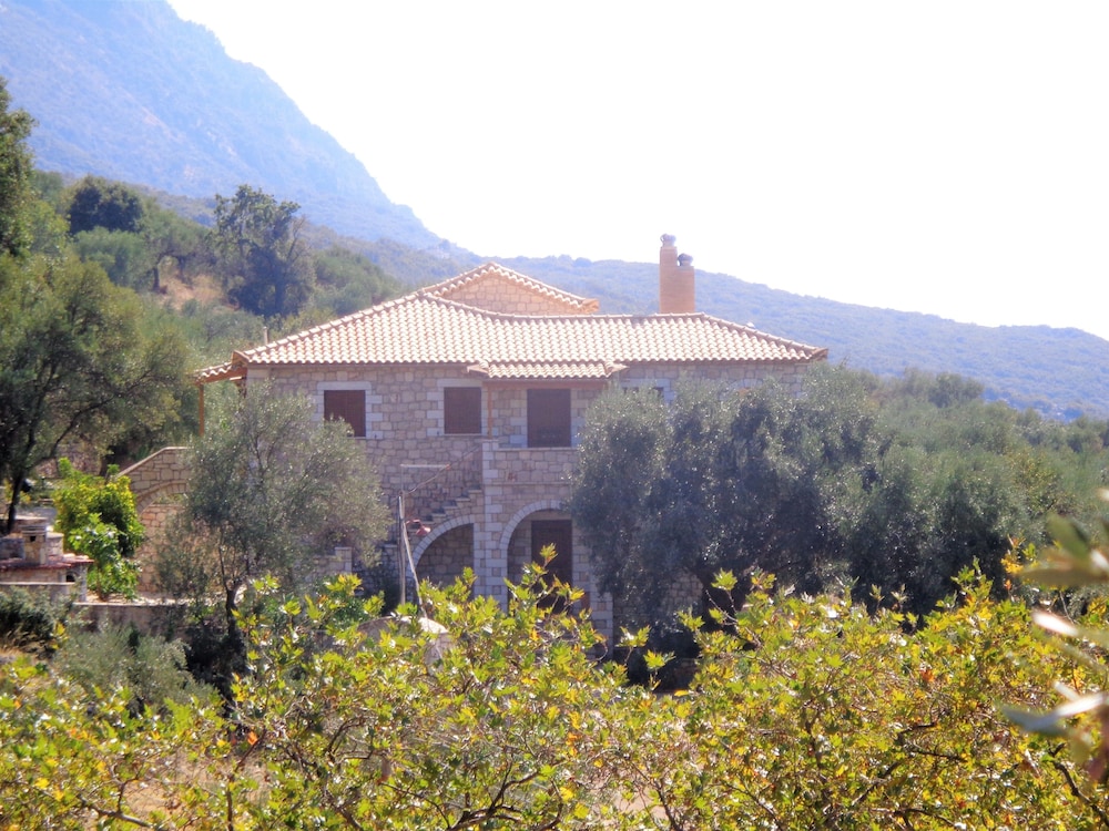 Menina Farm