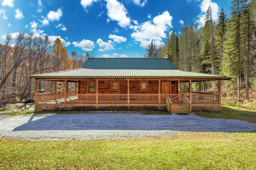 Duncan Vacations - Deer Haven by Avantstay Power  Water Discounted Rates - Property Image 1