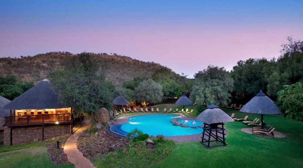 Bakubung Self-Catering Chalets