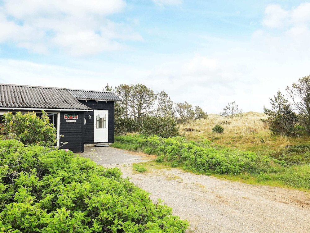 Spacious Holiday Home in Strøby near Beach view 5
