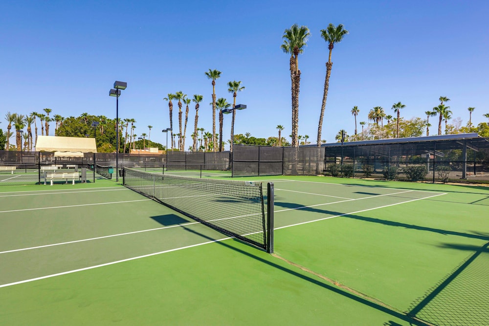 Palm Desert Golf Getaway w/ Views + Resort Perks