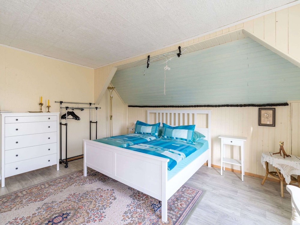 Lodge in Bohemia With Sauna and Bubble Bath view 3