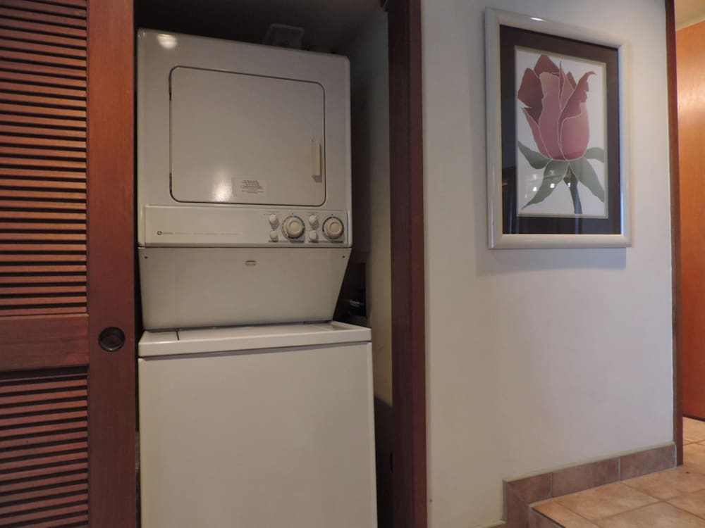 Polo Beach Club Vacation Rentals - APlus Resorts