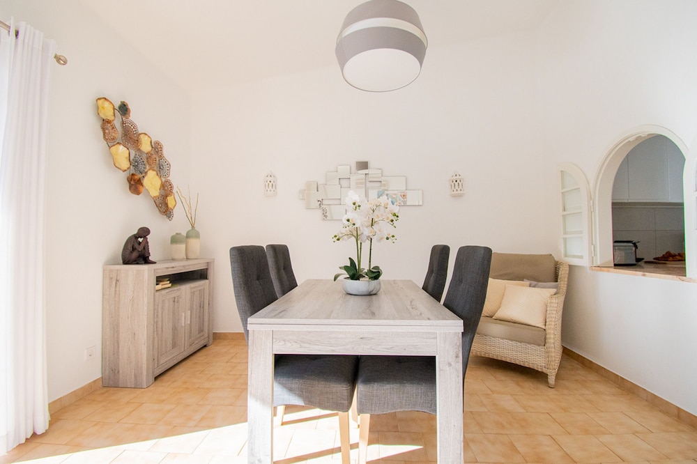 99 ADM Casa Mendes Fabulous Townhouse With Share