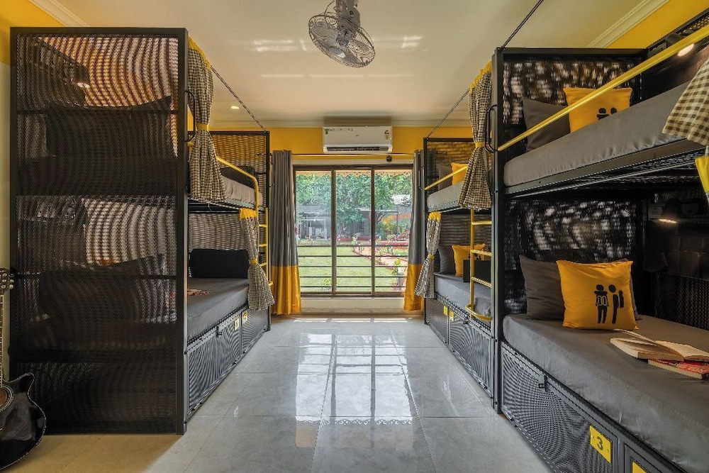 The Hosteller Lonavala City Centre