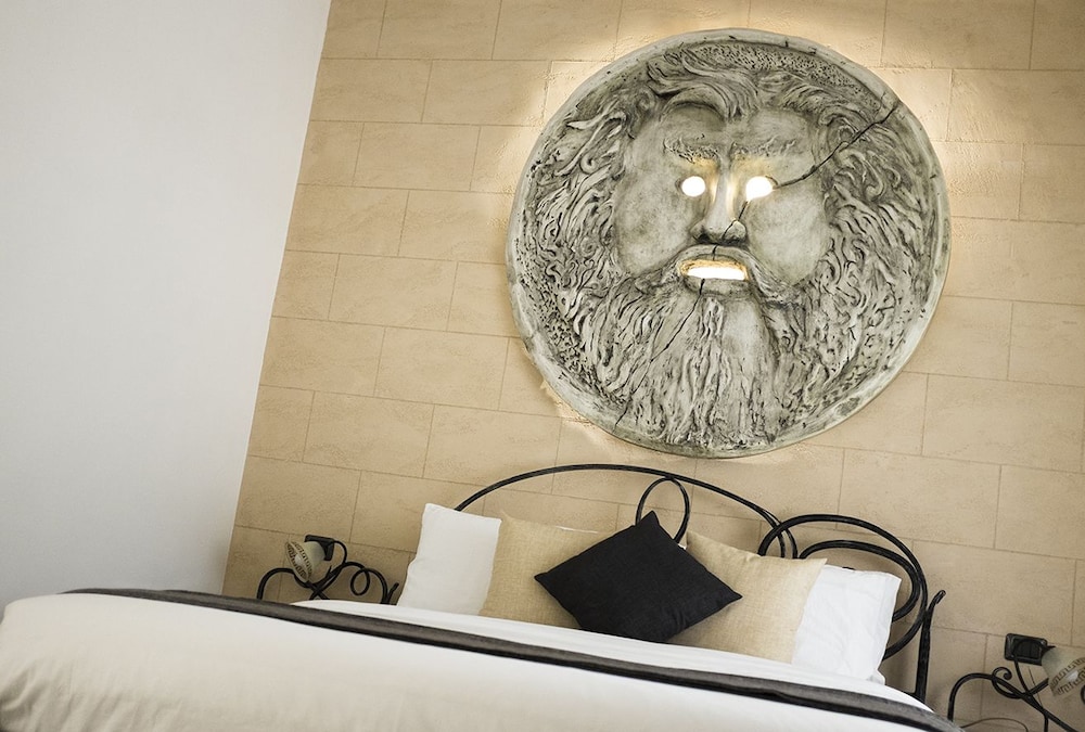Mirabilia Guest House