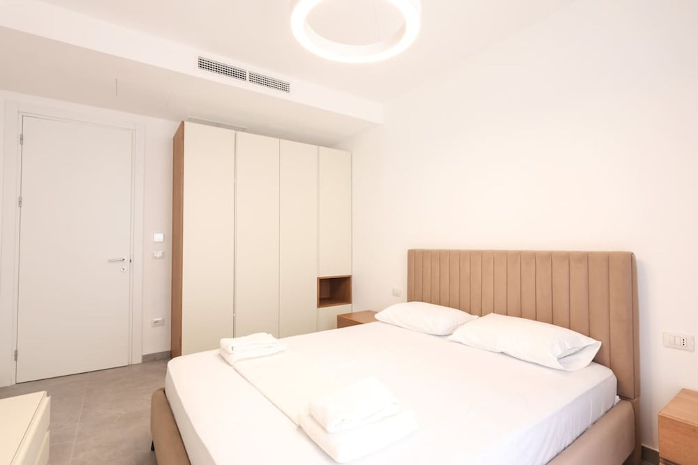 Sanpietro Deluxe Villa