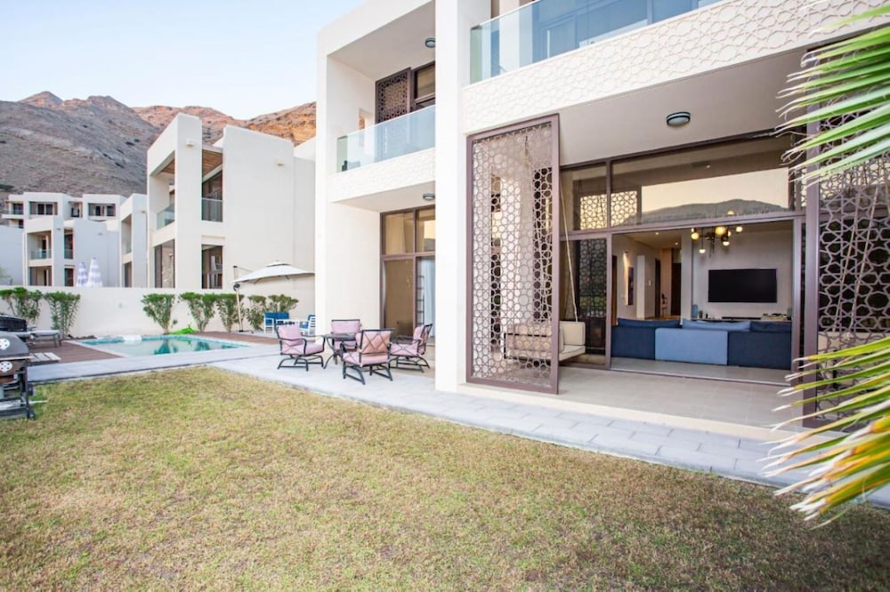 GLOBALSTAY Luxury 4Br Villa Private Pool photo 2