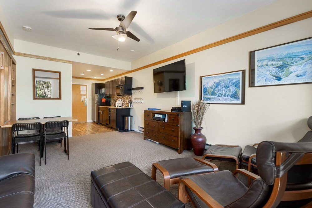Keystone Ski Resort CO - Slopeside Lodging