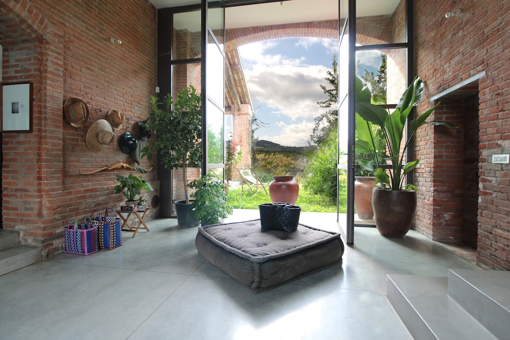 Villa Poggio Zucchino Pool and Wellness Piacenza