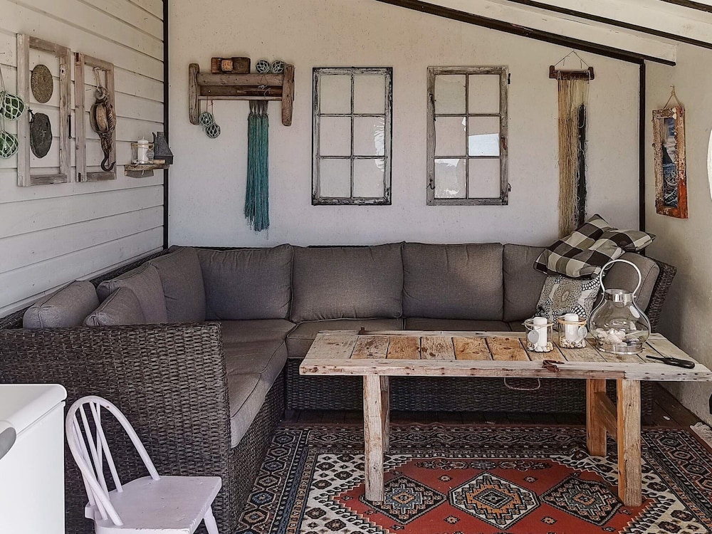 6 Person Holiday Home in Meloy view 5