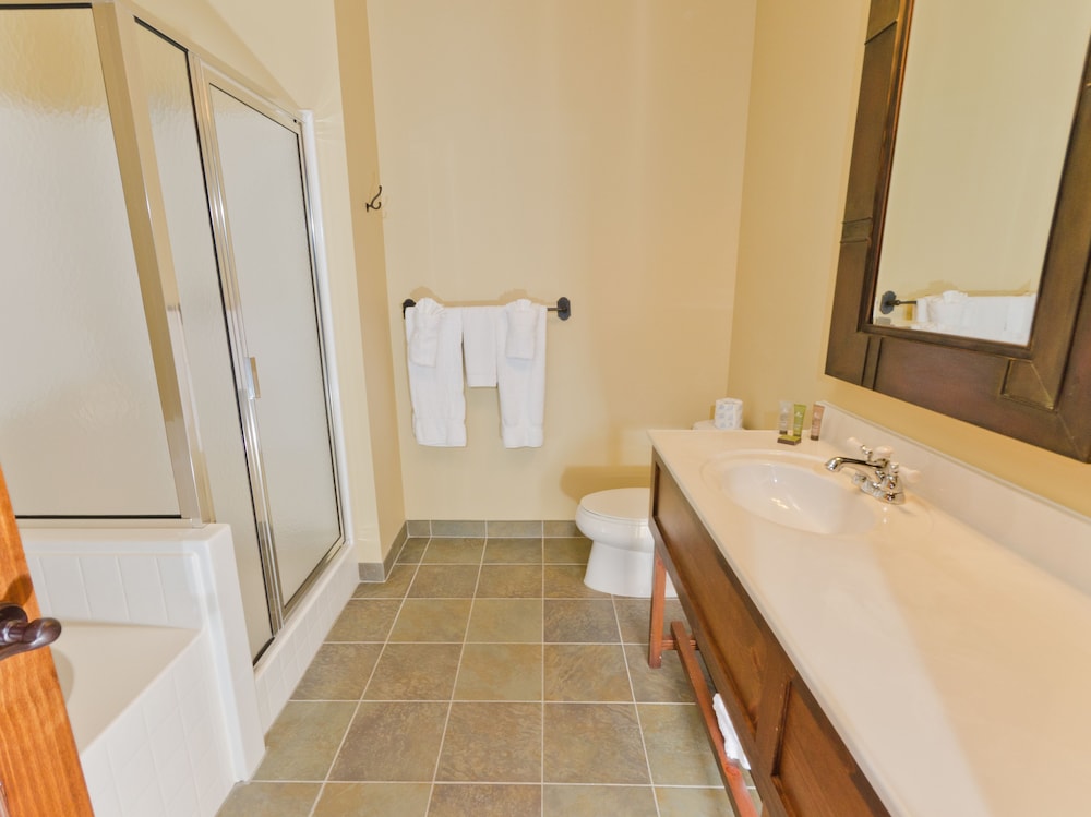 Soaring Eagle Lodge