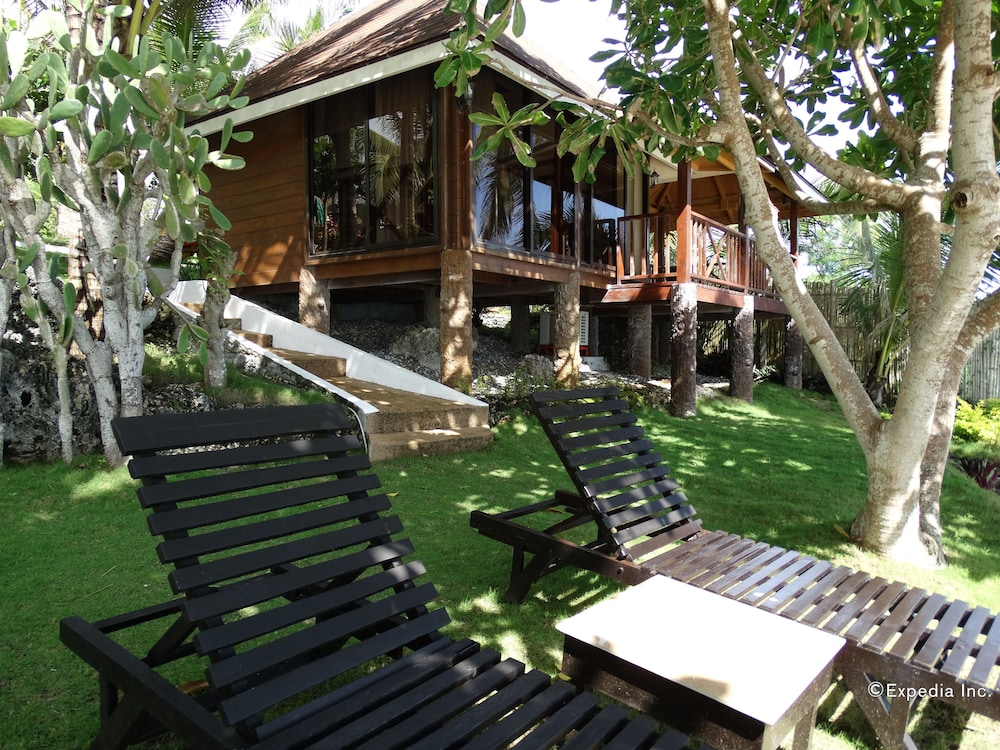 Anda White Beach Resort 57