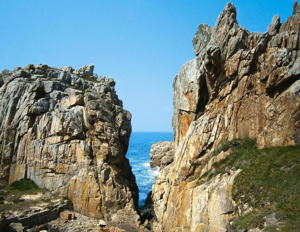 Stone House Near Pink Granite Coast Beaches
