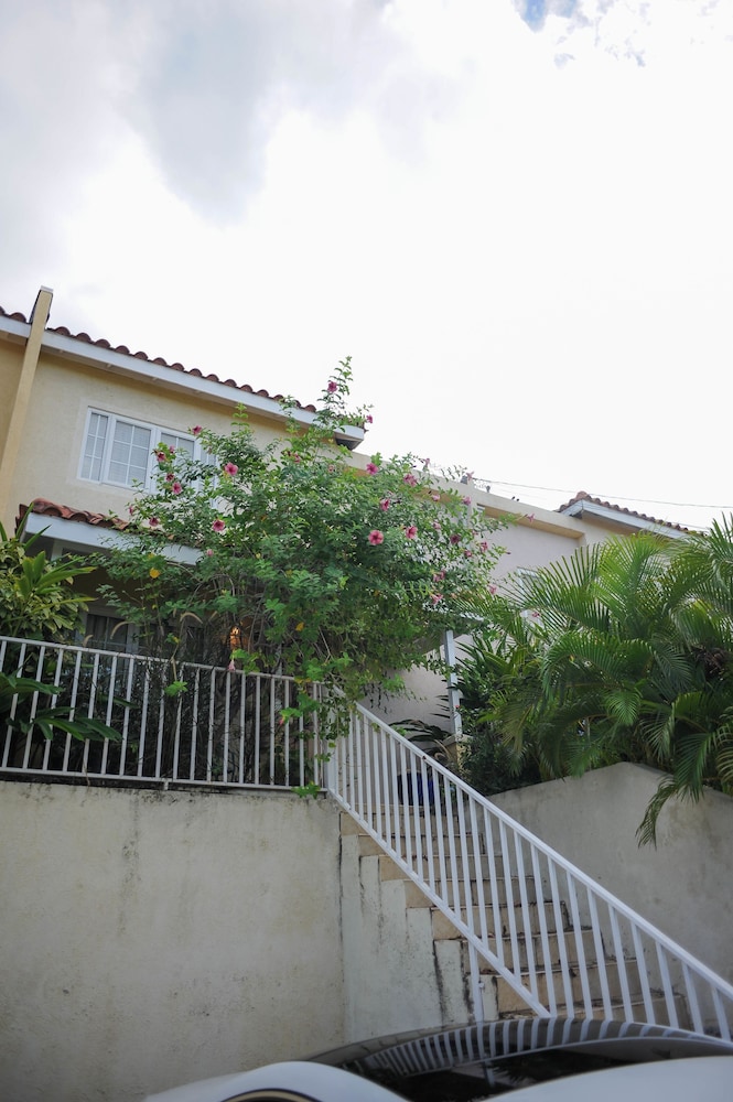 Country Club Mangowalk Townhouse