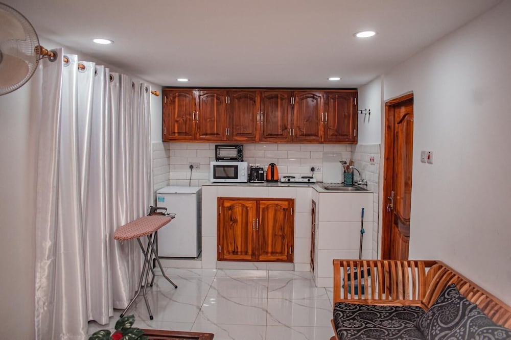 Darajani Apartment