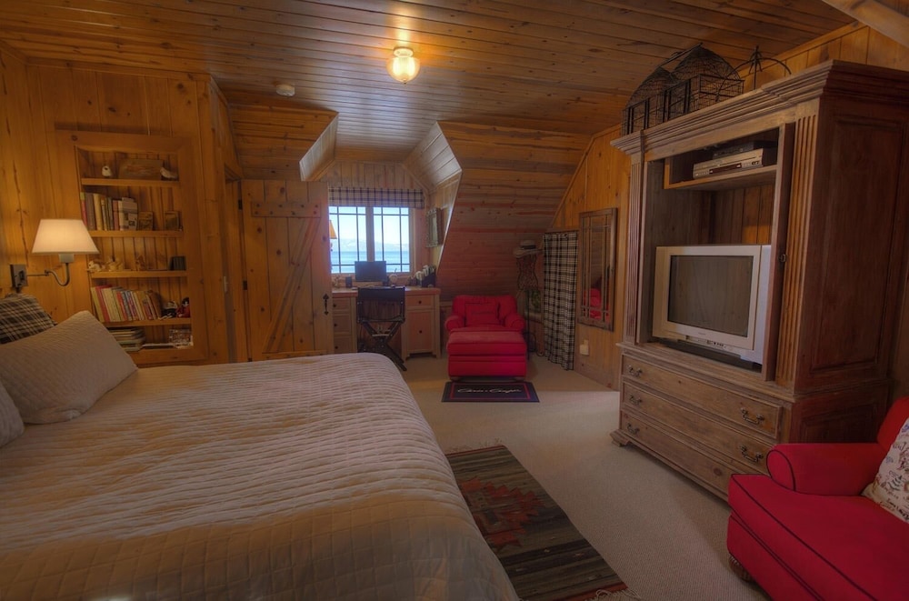 Photo 8