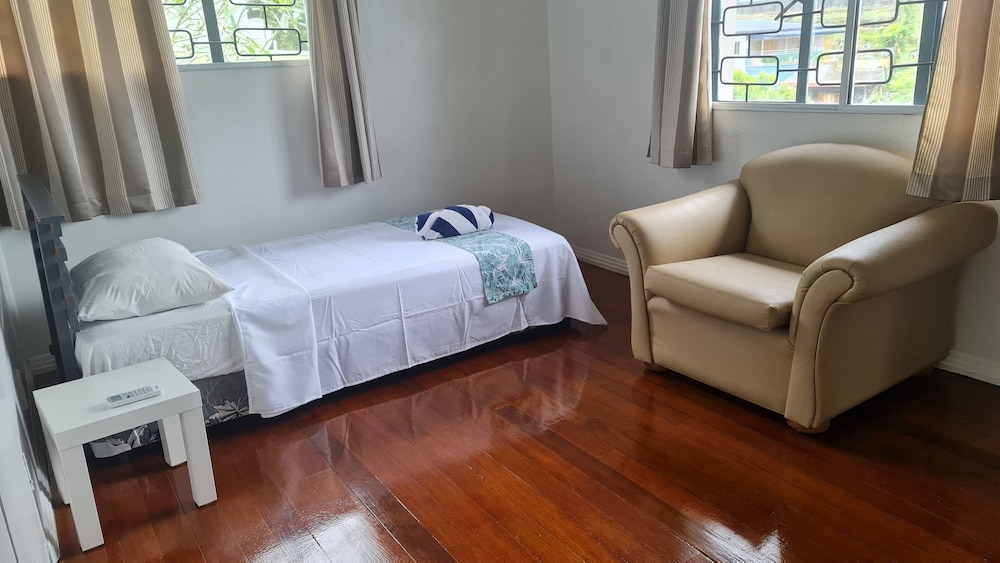 Axis Apartments