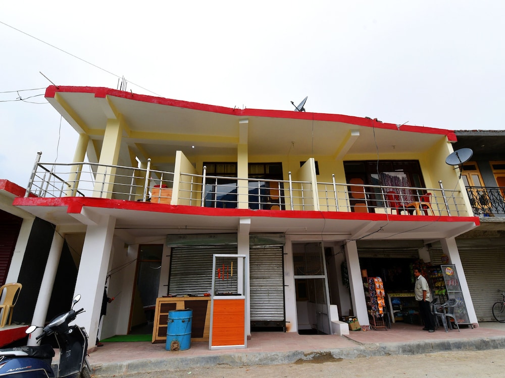 OYO 15028 Kalpana Homestay