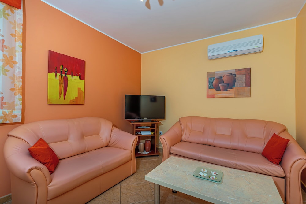 Apartman Mira