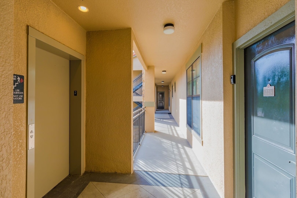 BP835CP 4 Bedroom Condo in Bella Piazza 4 Condo