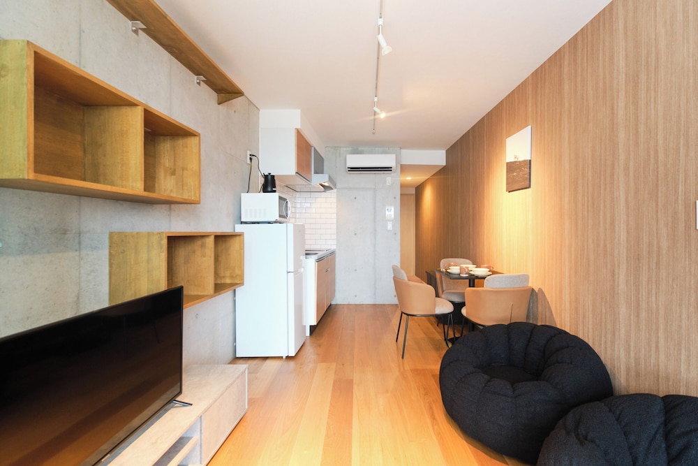 U Place Shimokitazawa