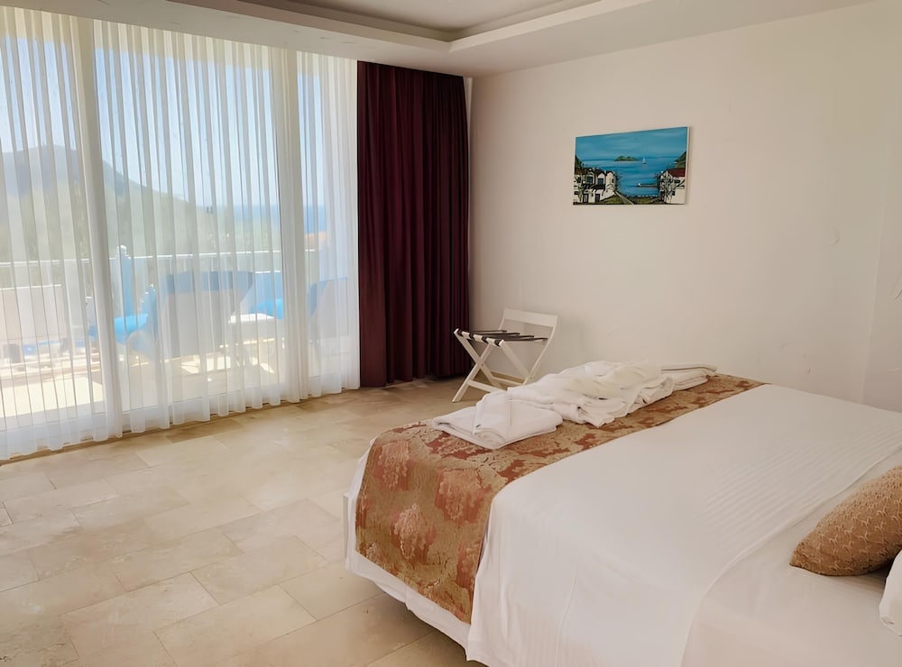 Kalkan Oasis Hotel - Adults Only