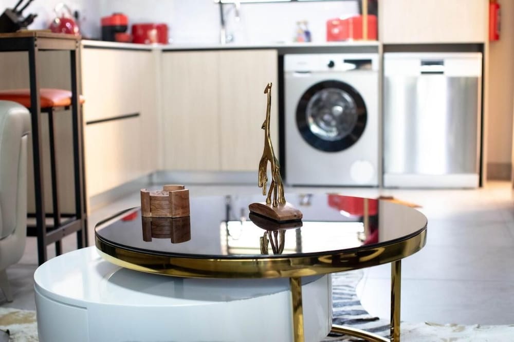 Luxurious Self-catering Apartment in Benoni With Private Entrance