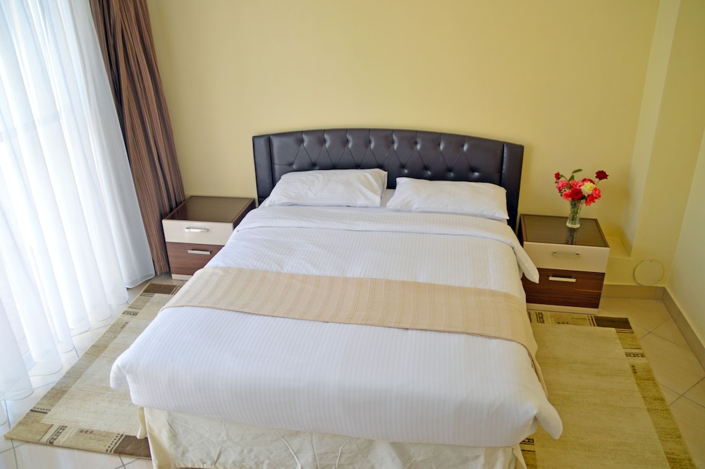 Norfolk Towers Serviced Apartments